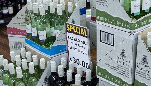 IdealPos bottle shop specials labels